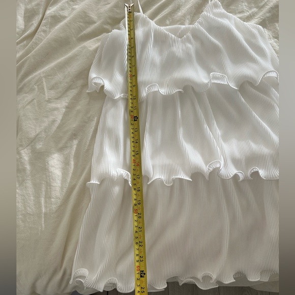 Tiered Flowy White Mini Dress - Picture 4 of 7